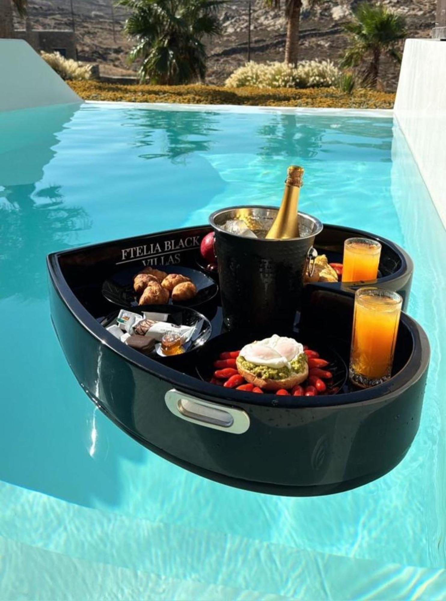 Black Ftelia (Mykonos)